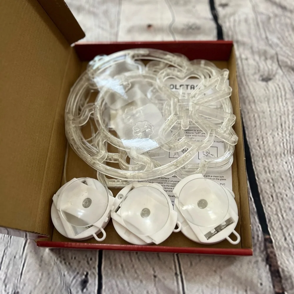 NEW Christmas Window Decorations 3 Pack Wreath Gift Box